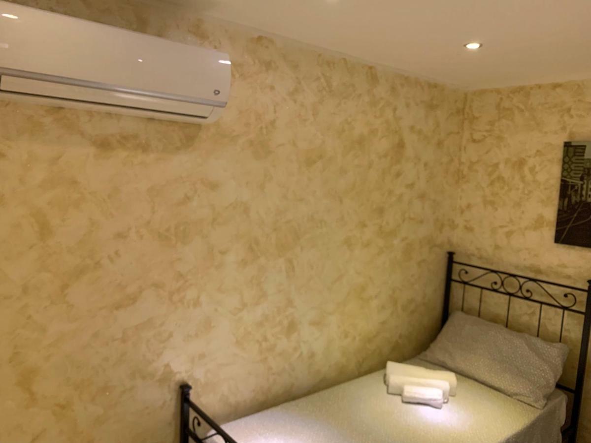 Апартаменты Liotru House Катания Экстерьер фото